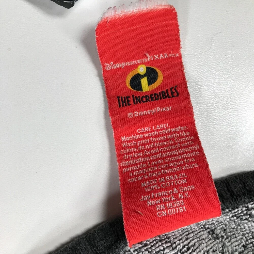 The Incredibles Beach Towel All Characters Lightweight Comfortable Cotton